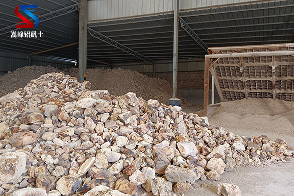 高鋁土礦含有多少氧化鋁？,鋁礬土熟料價格,鋁礬土熟料廠家,鋁礬土,鋁酸鈣粉,鋁礬土骨科
